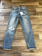 Load image into Gallery viewer, Kancan Lightwash Skinny Jeans
