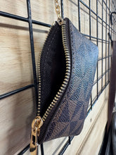 Load image into Gallery viewer, Money Pouch
