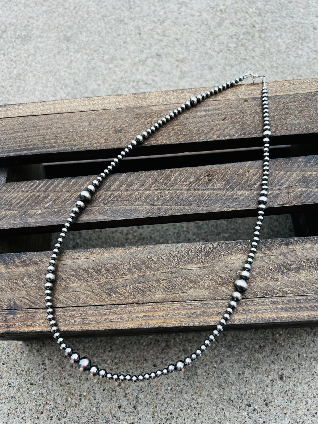 22 inch Navajo Pearl Graduated Necklace